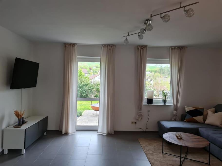 באד מרגנטהיים Ferienwohnung Panoramablick מראה חיצוני תמונה