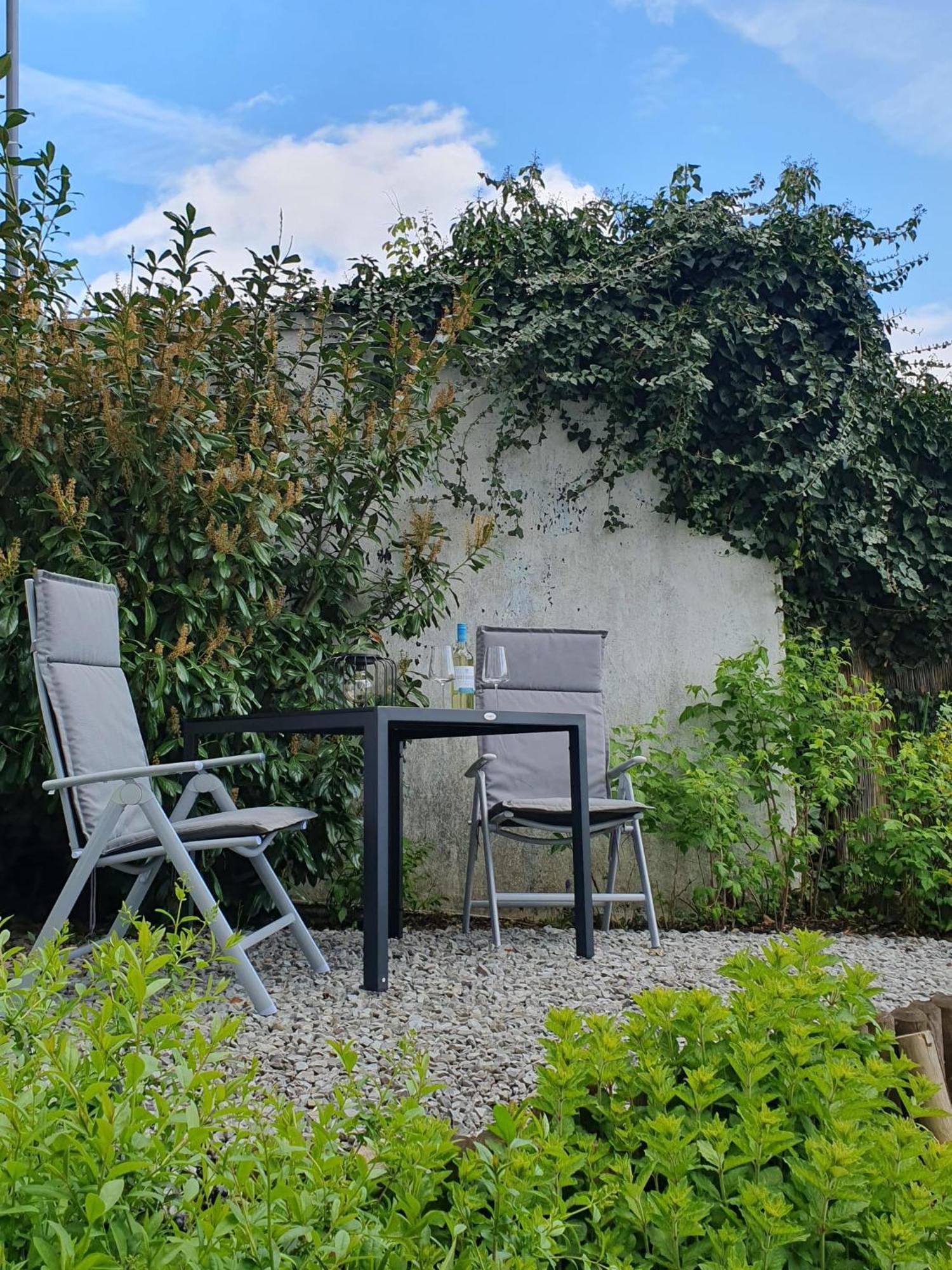 באד מרגנטהיים Ferienwohnung Panoramablick מראה חיצוני תמונה